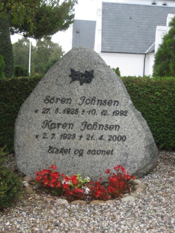Karen Johnsen.jpg